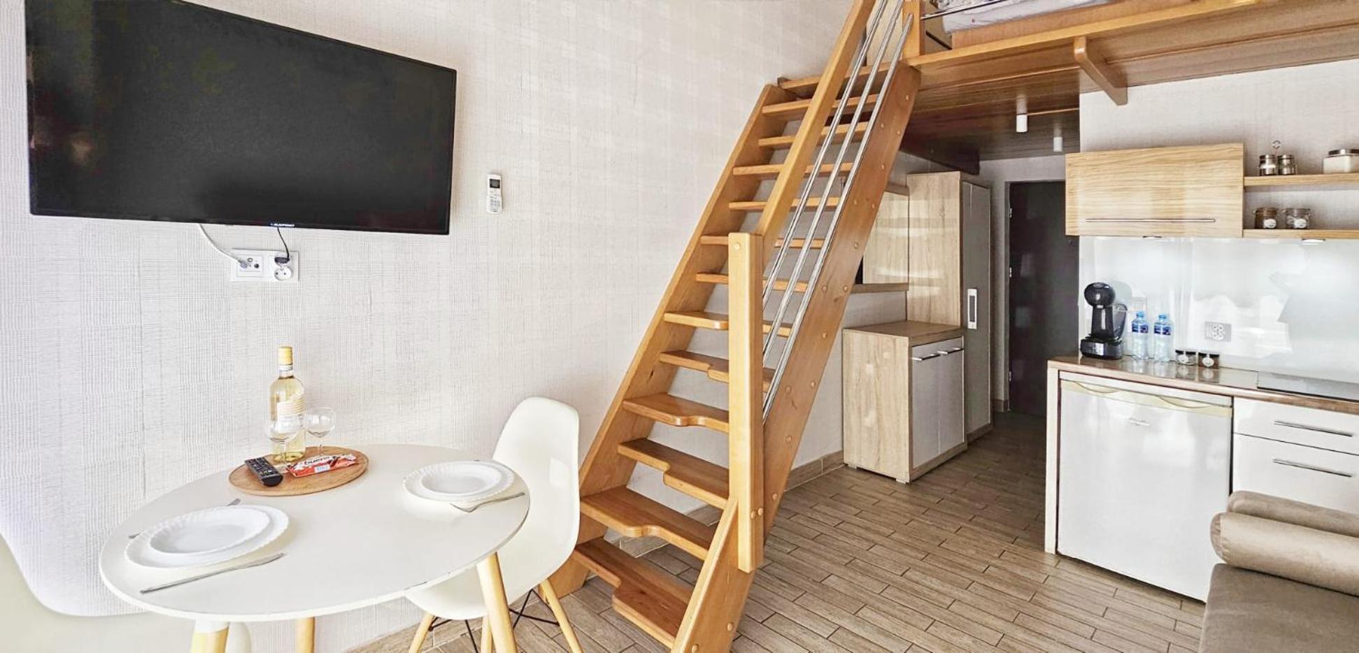 Holiday Home Slavia New S8 Miedzyzdroje Z Antresola I Balkonem Przy Plazy 外观 照片